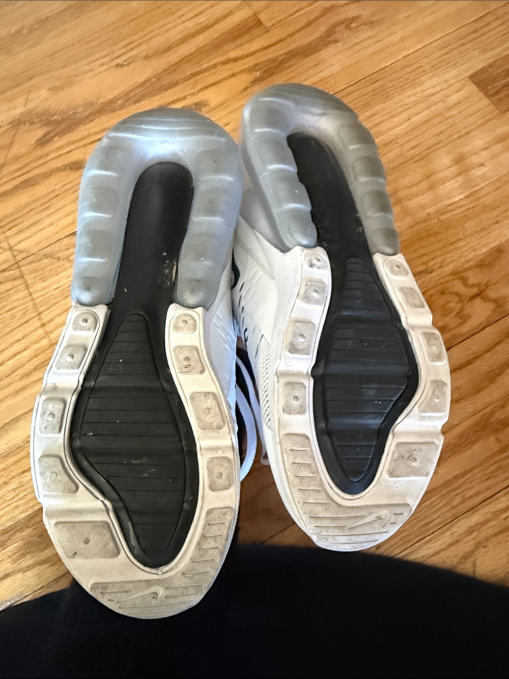 Nike Airmax 270 - Picture 4 of 7